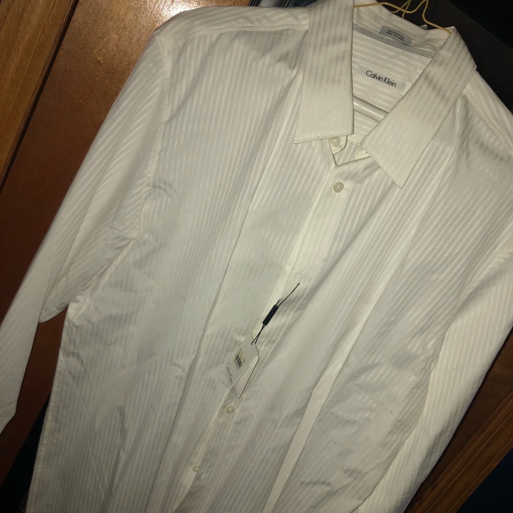MENS BUTTON DOWN TOP